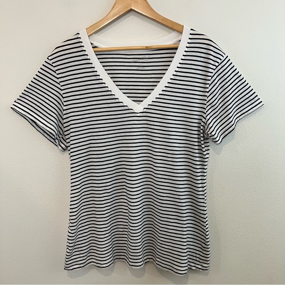 V-Neck Short Sleeve Tee - Picture 2 of 8